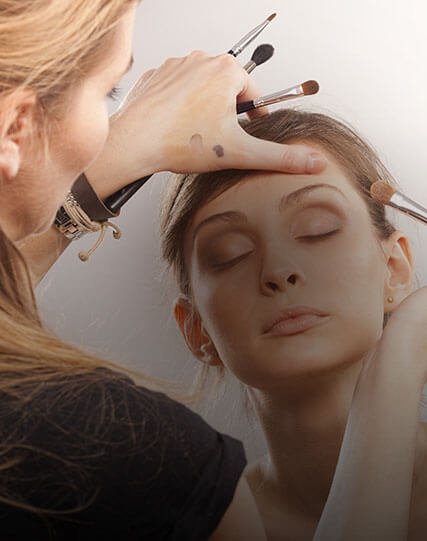 dr monisha kapoor aesthetics skin specialist delhi